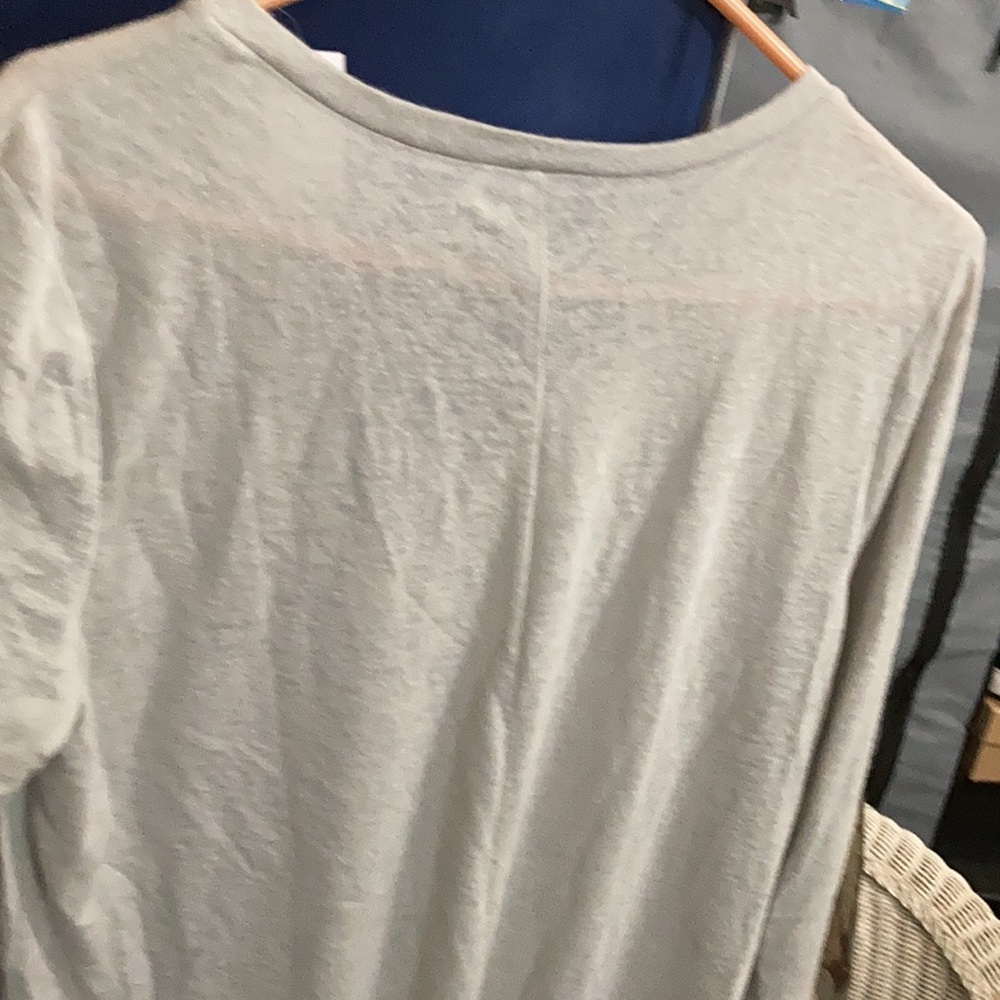 Gray blouse - Picture 5 of 5